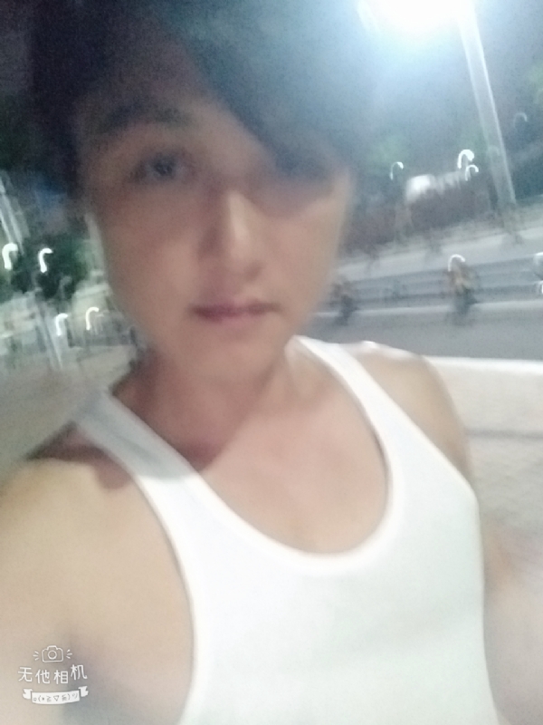 弟弟的第一张照片--南宁相亲服务中心