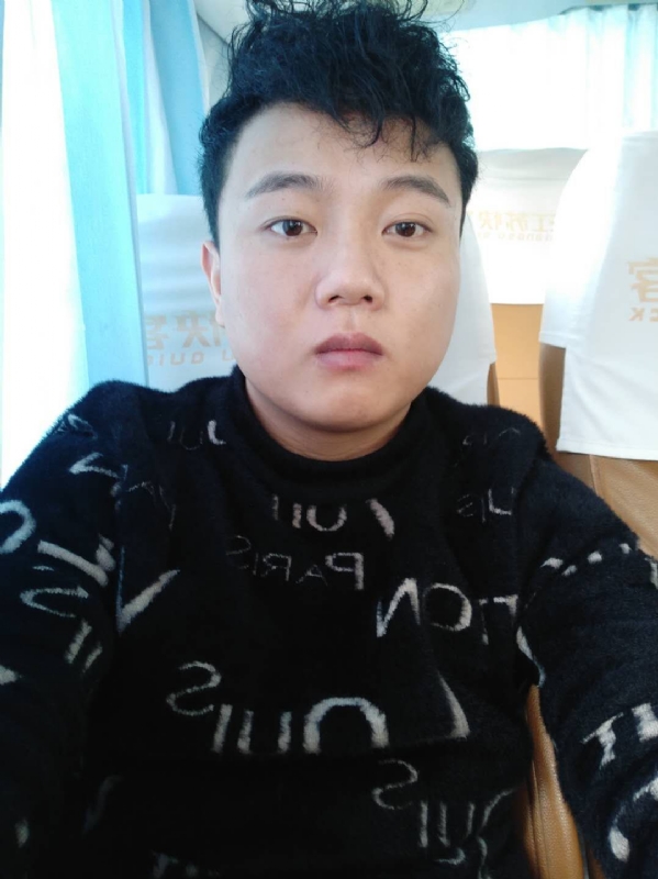 勿忘心安的第一张照片--南宁相亲服务中心