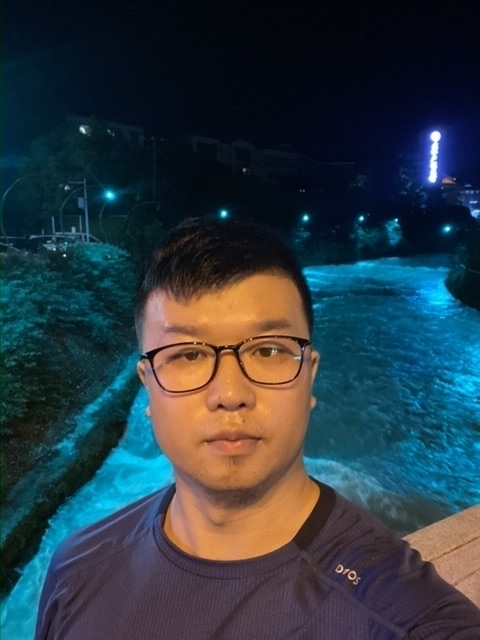 你在哪里的第一张照片--南宁相亲服务中心