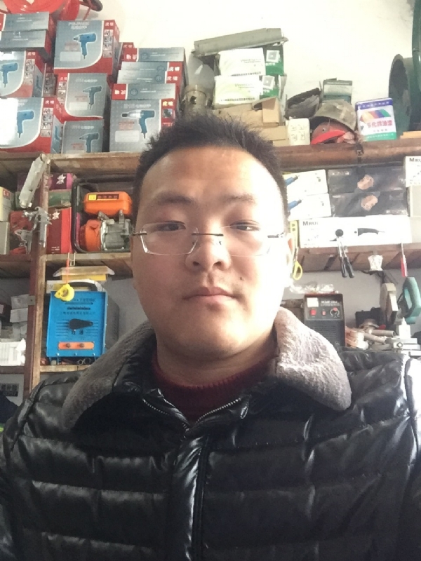 鼎福的第一张照片--南宁相亲服务中心