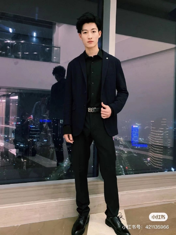 请来爱我的第二张照片--南宁相亲服务中心