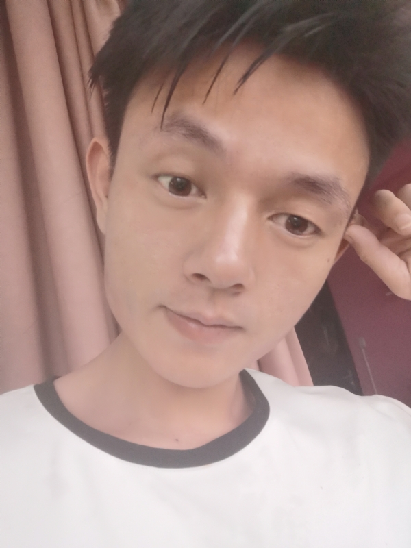 一一得一的第一张照片--南宁相亲服务中心