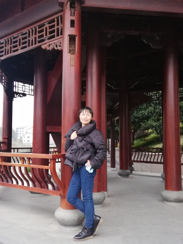 篱落的第一张照片--南宁相亲服务中心