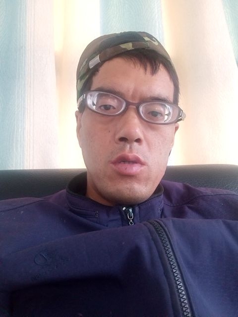 等待有缘人的第三张照片--南宁相亲服务中心