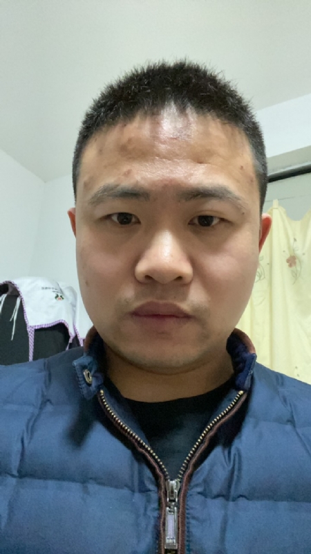 苹果的第一张照片--南宁相亲服务中心