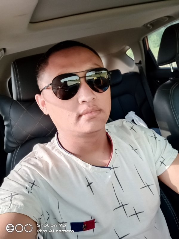 寻缘的第一张照片--南宁相亲服务中心