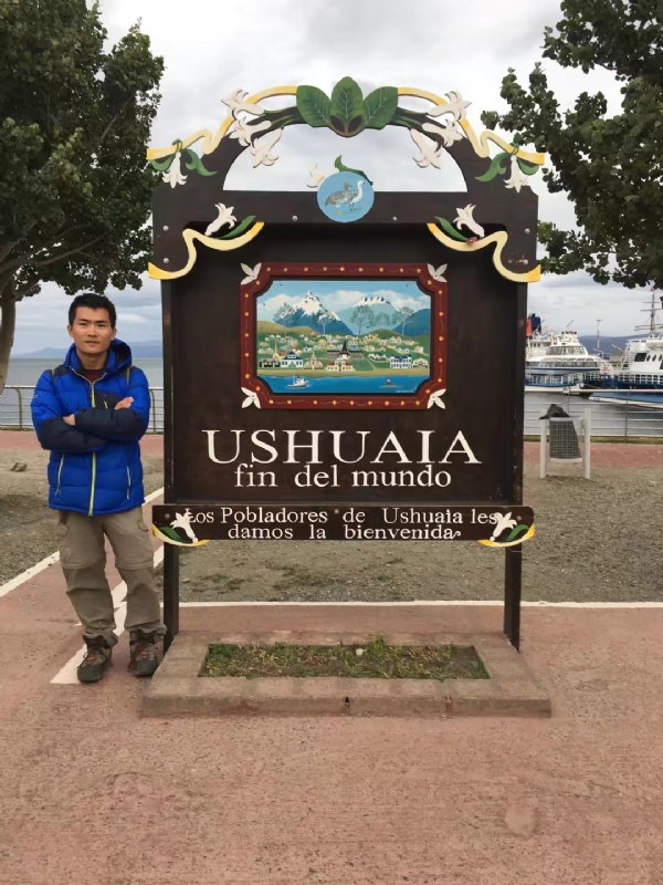 龍少的第一张照片--南宁相亲服务中心