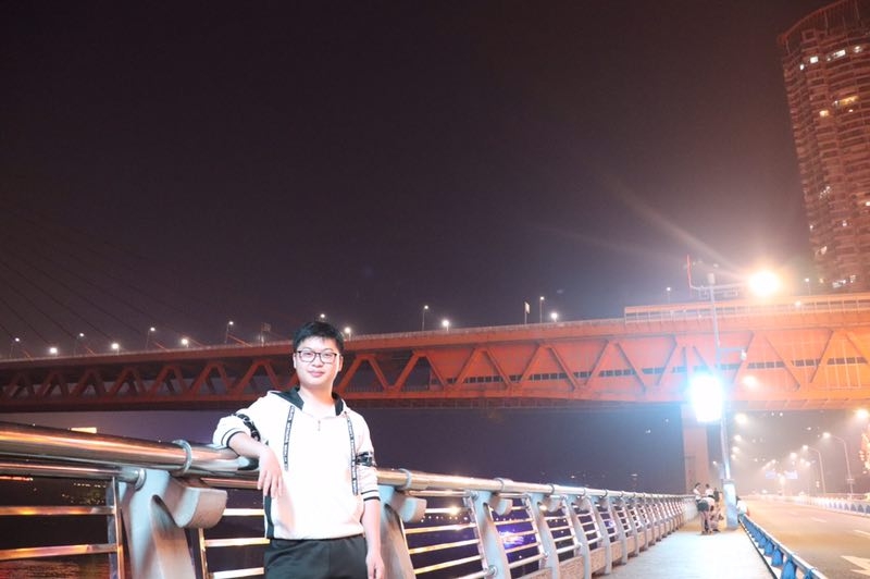 乀漓洛的第二张照片--南宁相亲服务中心