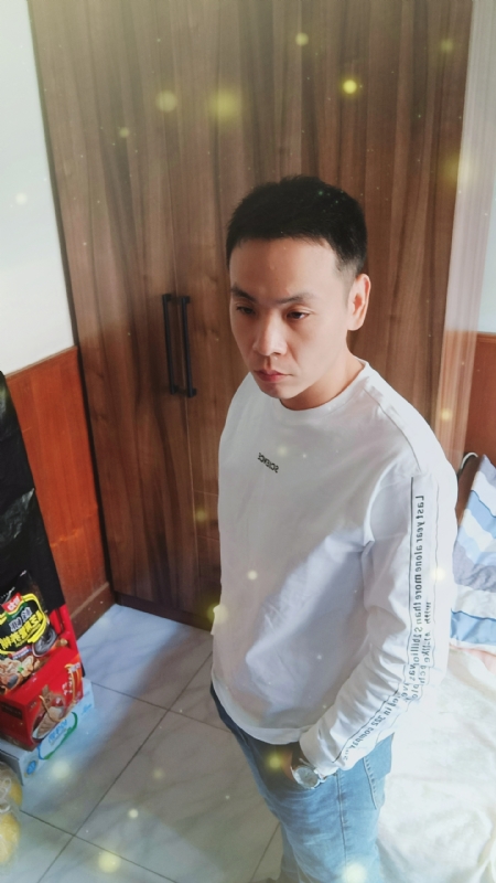 没有蜡笔的小航的第三张照片--南宁相亲服务中心