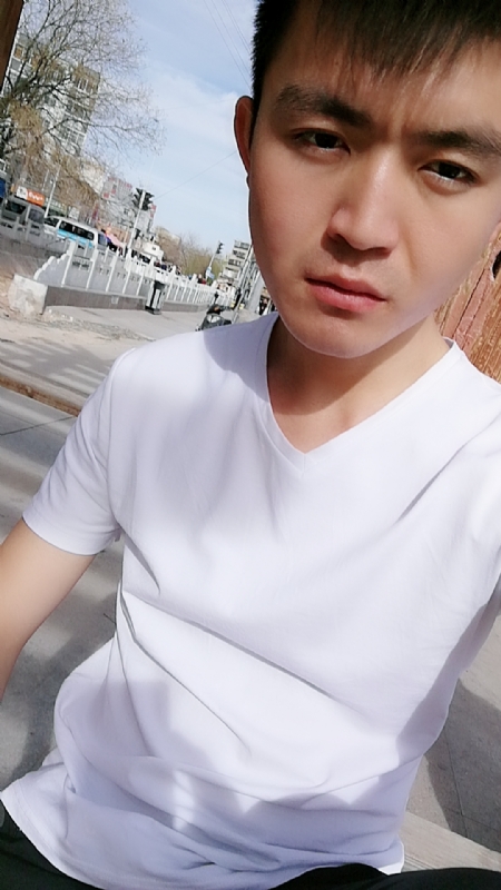 未来可期的我的第一张照片--南宁相亲服务中心