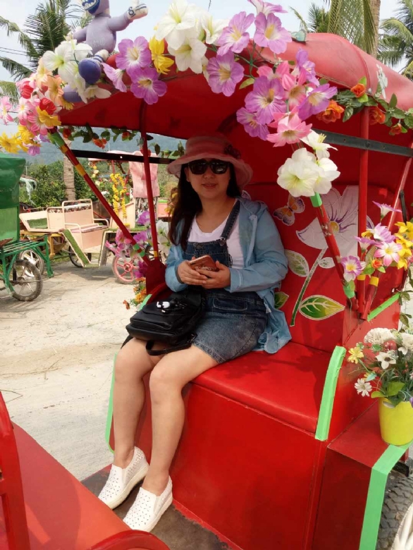 雨纷纷的第一张照片--南宁相亲服务中心