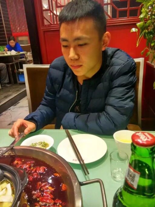 圈圈的第二张照片--南宁相亲服务中心