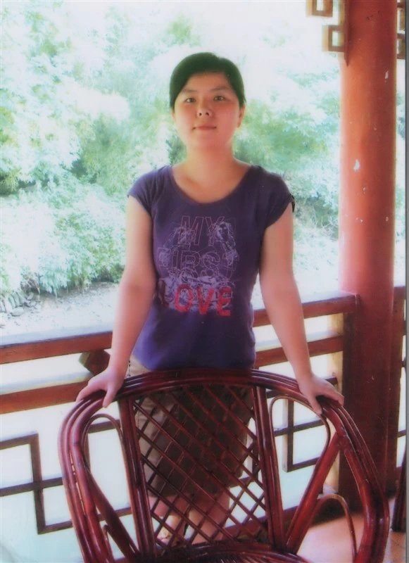 小家碧玉19的第一张照片--南宁相亲服务中心