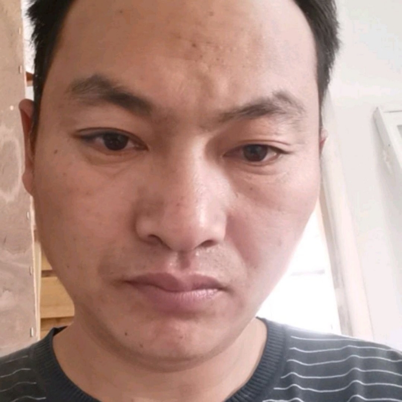 黎离的第一张照片--南宁相亲服务中心