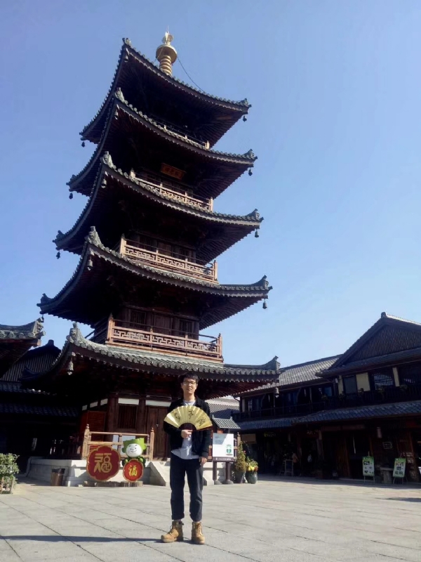 流浪共和的第一张照片--南宁相亲服务中心