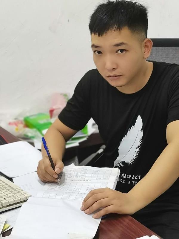 寻找另一伴的第一张照片--南宁相亲服务中心