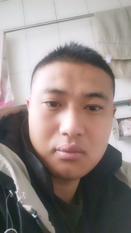 烟花再美不过瞬间的第一张照片--南宁相亲服务中心