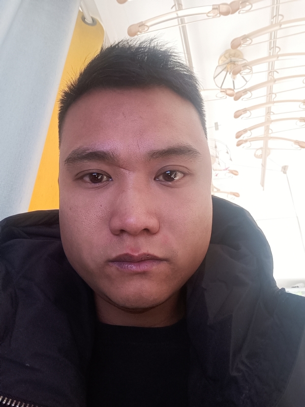 帅的每天被人砍的第一张照片--南宁相亲服务中心