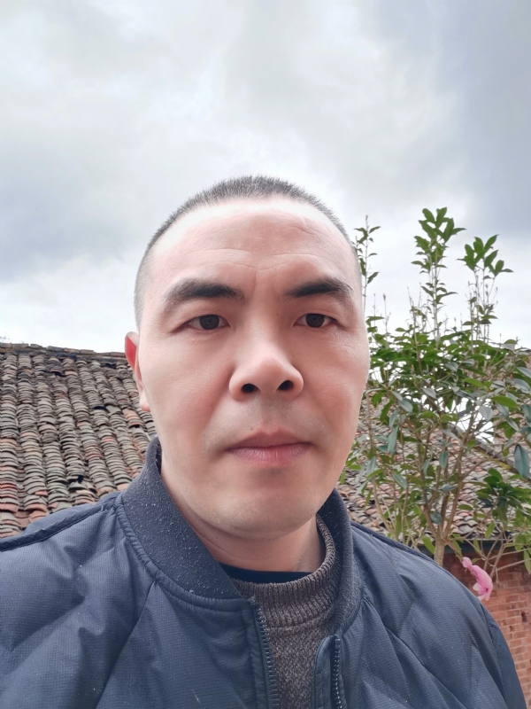 无悔的第一张照片--南宁相亲服务中心