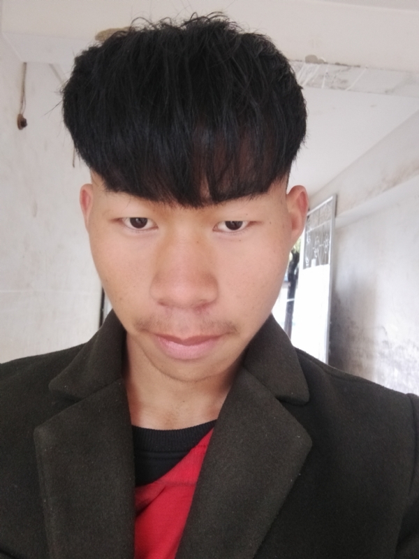 少年不在少的第二张照片--南宁相亲服务中心