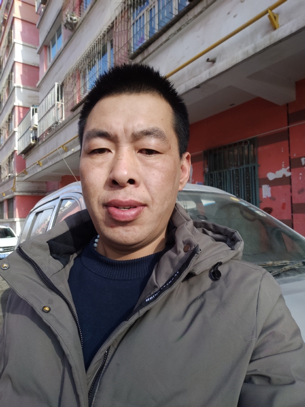 华哥的第二张照片--南宁相亲服务中心