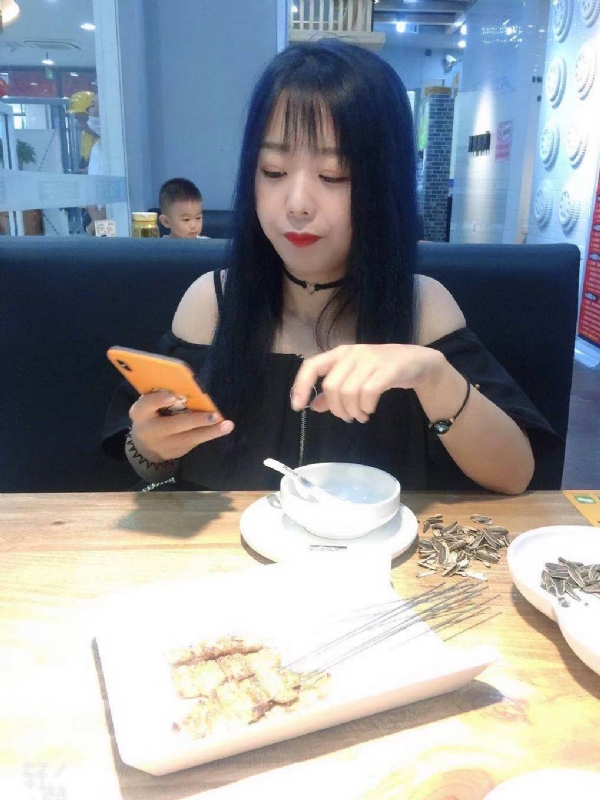 程程的第一张照片--南宁相亲服务中心