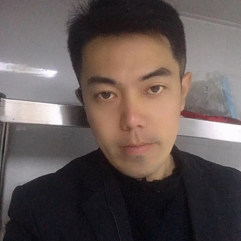 李龙的第二张照片--南宁相亲服务中心