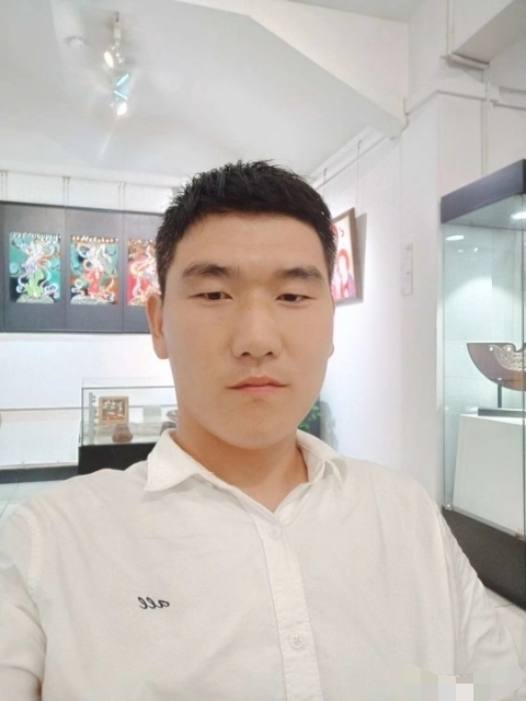 自律人生的第一张照片--南宁相亲服务中心