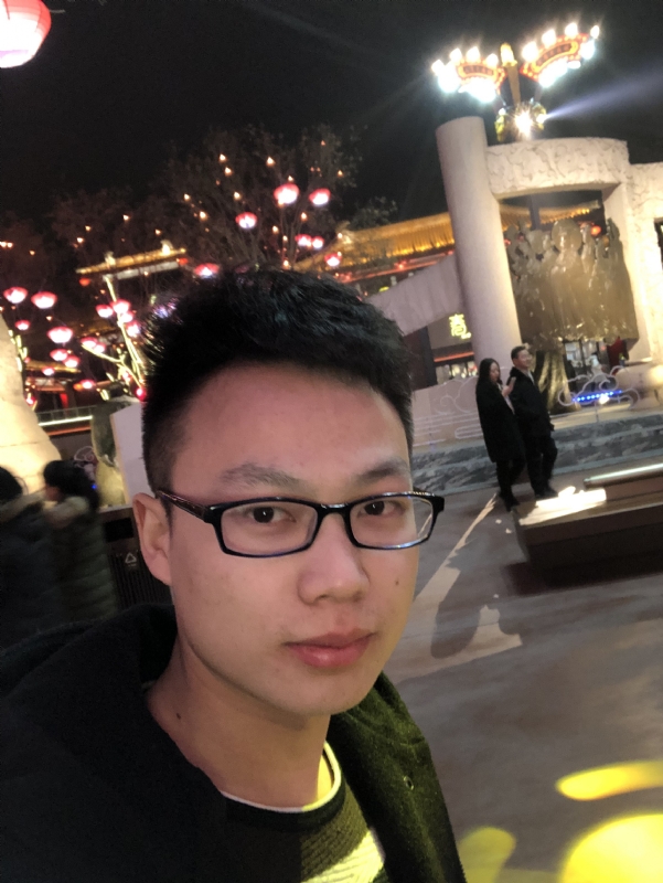 吃葡萄不吐葡萄皮的第一张照片--南宁相亲服务中心