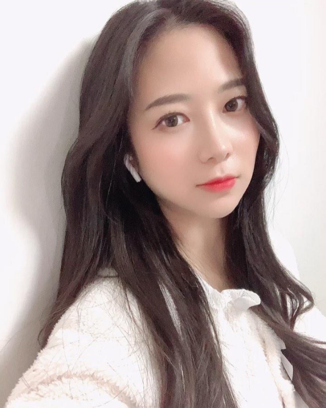 夢怡..的第一张照片--南宁相亲服务中心