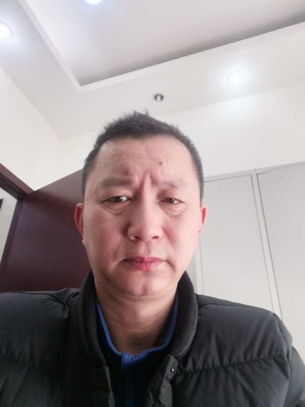 相视而笑的第一张照片--南宁相亲服务中心