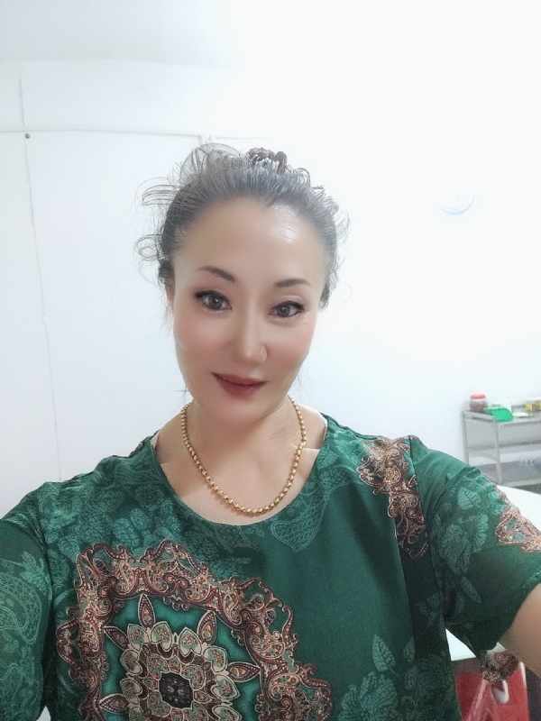 燕子的第二张照片--南宁相亲服务中心