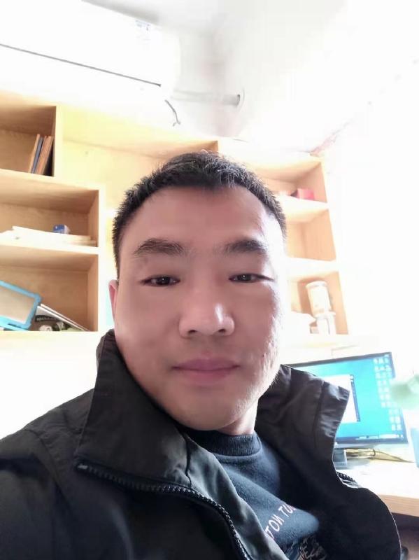 向前葱的第一张照片--南宁相亲服务中心