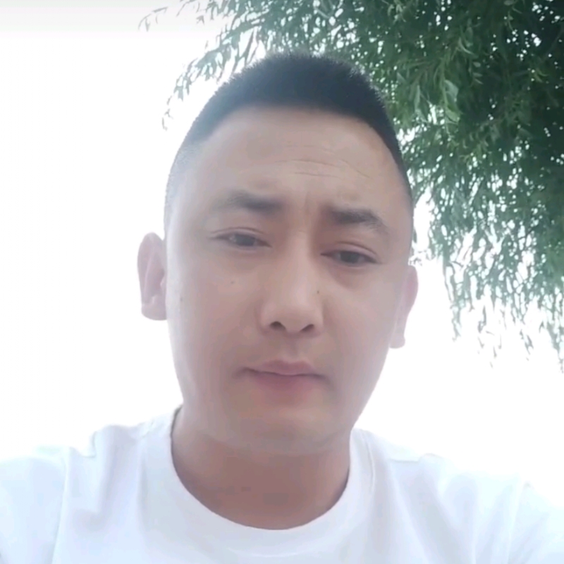 潇洒的第一张照片--南宁相亲服务中心