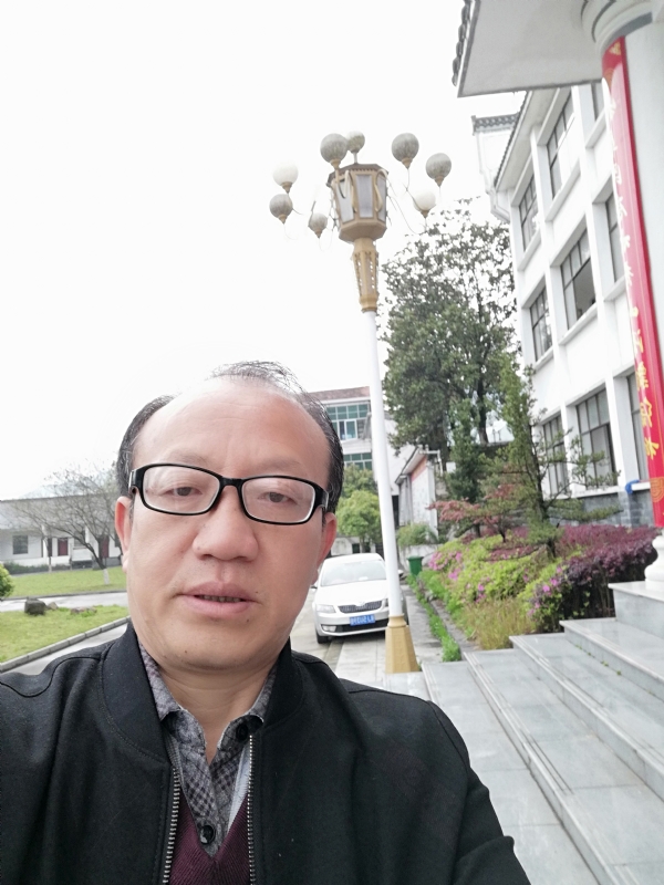 玫瑰祥云的第二张照片--南宁相亲服务中心