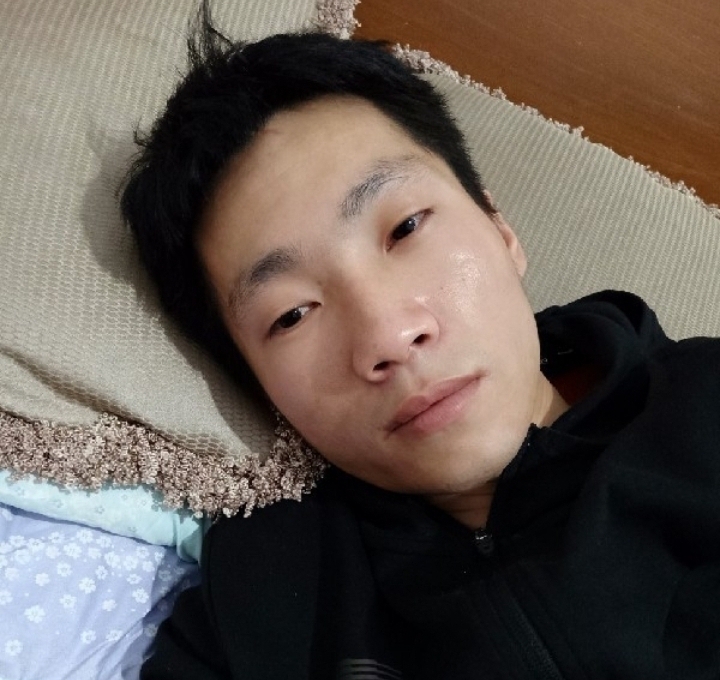 老鼠爱上猫的第一张照片--南宁相亲服务中心