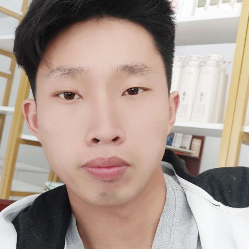 波澜不惊的第一张照片--南宁相亲服务中心