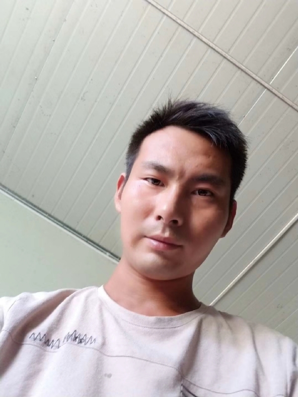 快乐肥宅水的第一张照片--南宁相亲服务中心