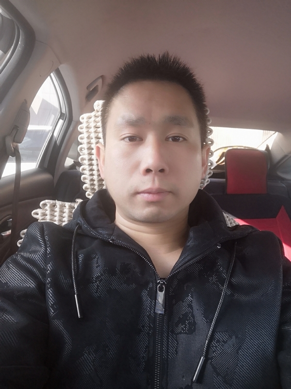 孤独的狼的第二张照片--南宁相亲服务中心