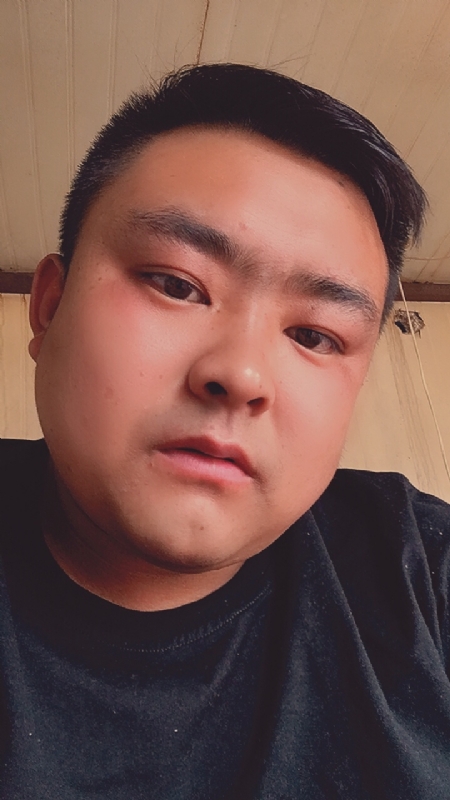 爱我所爱的第一张照片--南宁相亲服务中心