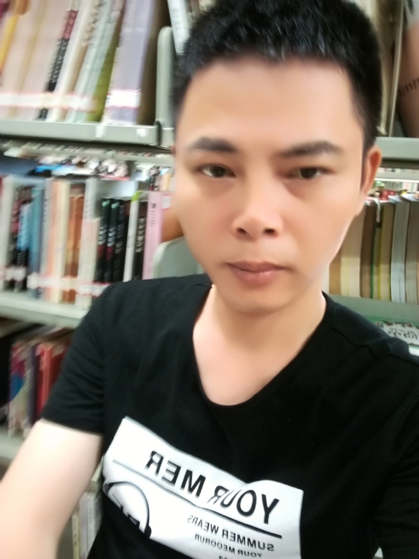 青青子衿的第一张照片--南宁相亲服务中心