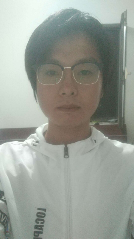 轻吻的第一张照片--南宁相亲服务中心