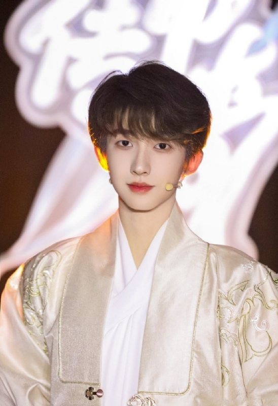 月影韶华呀的第一张照片--南宁相亲服务中心