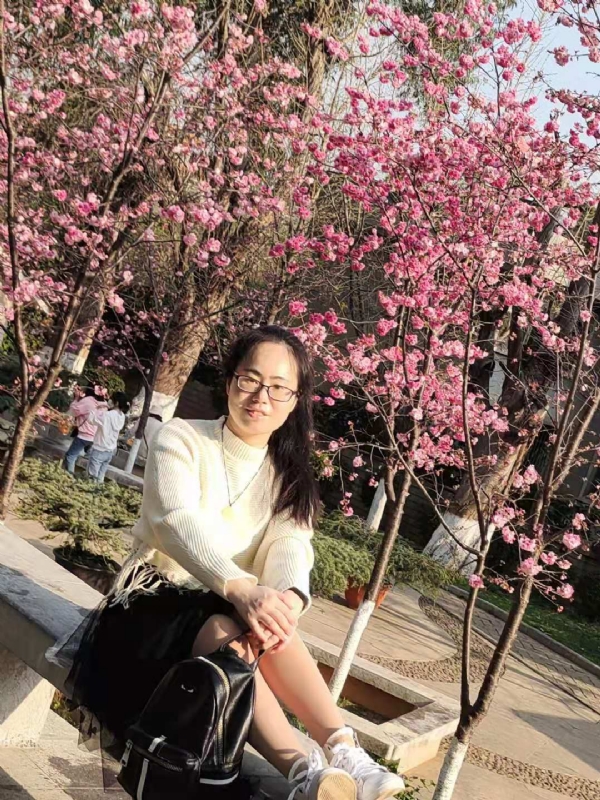 Nancy的第一张照片--南宁相亲服务中心