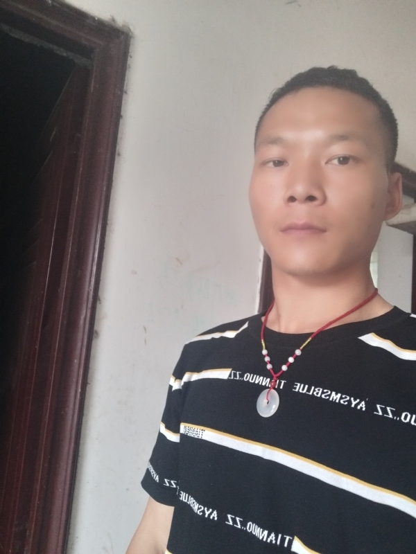 爱，请深爱的第二张照片--南宁相亲服务中心