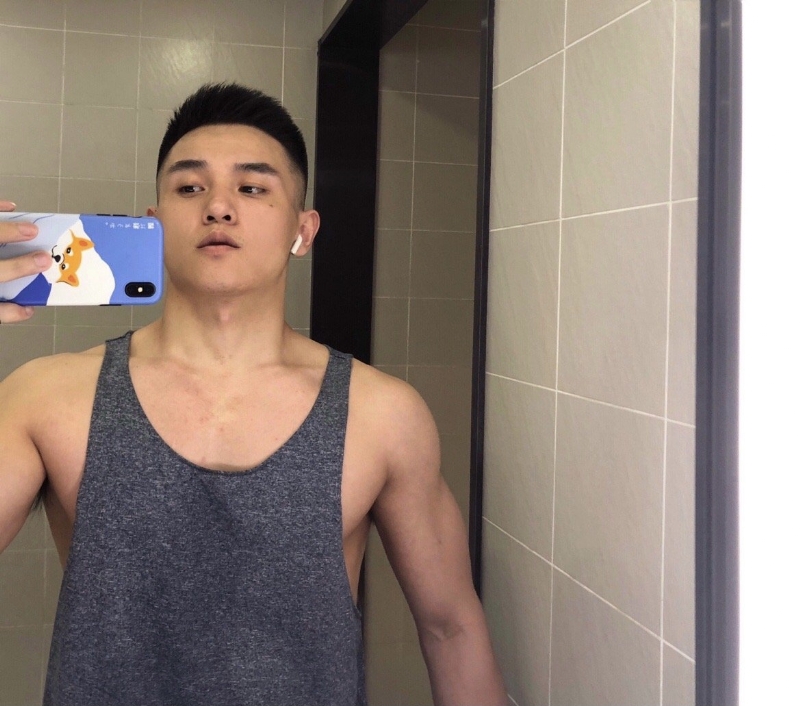 李文亮的第一张照片--南宁相亲服务中心