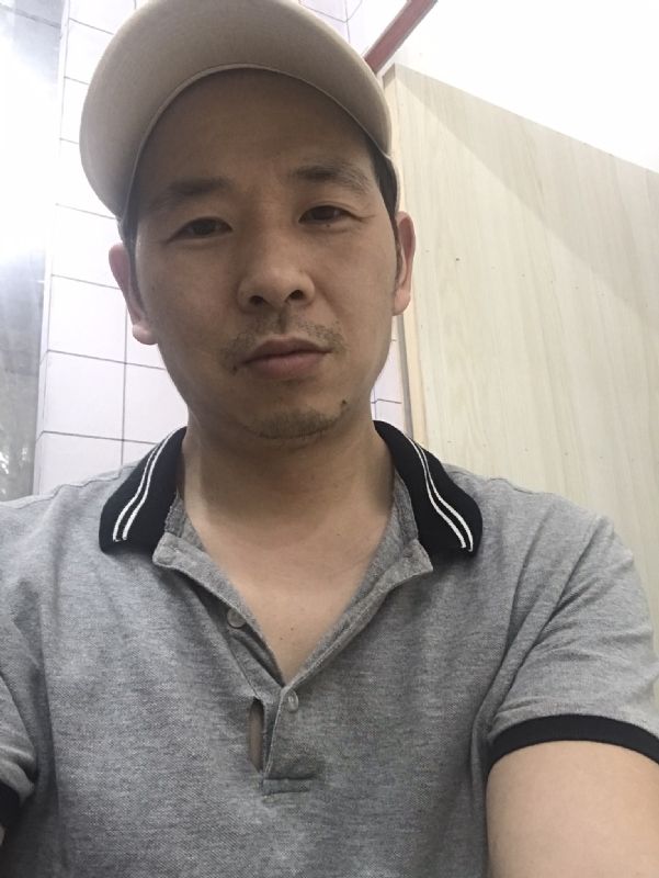 老何的第一张照片--南宁相亲服务中心