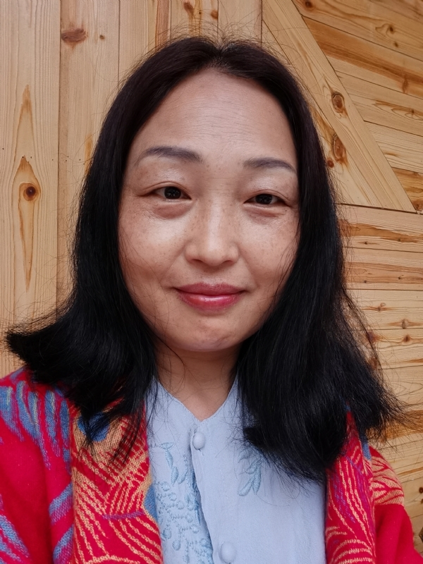 天山雪莲的第一张照片--南宁相亲服务中心