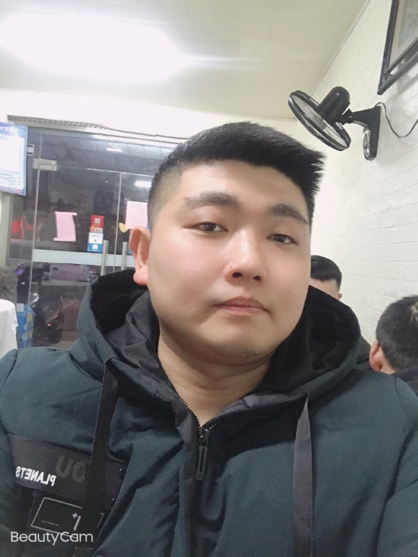 回忆是个小孩的第一张照片--南宁相亲服务中心