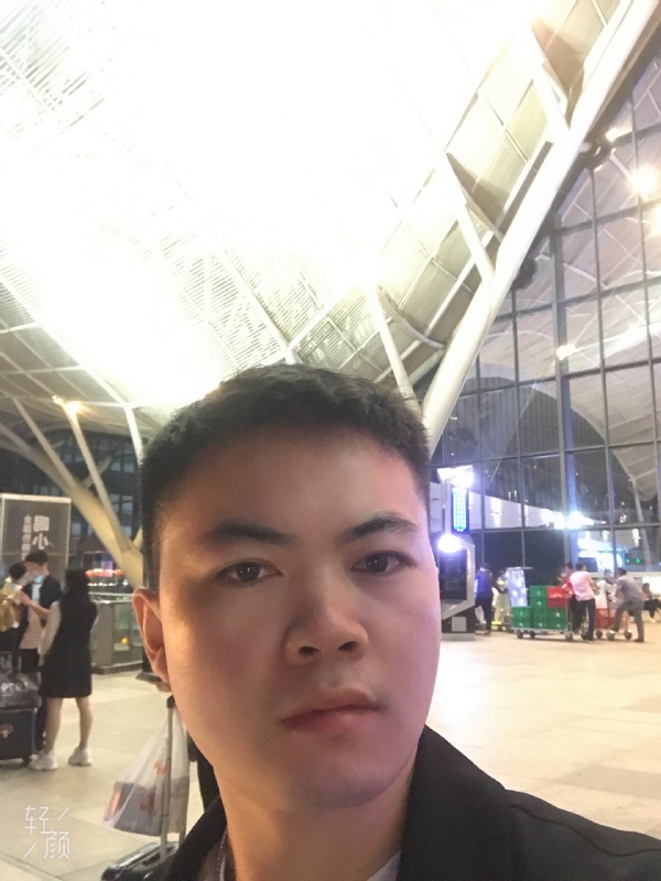 骑马的快乐的第一张照片--南宁相亲服务中心